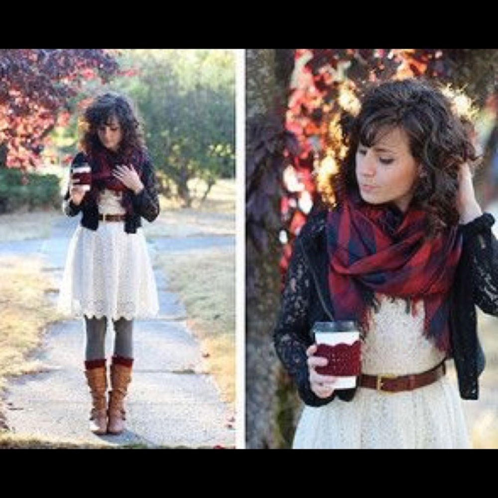 MYSTIC | Vintage Lace dress! - Picture 6 of 7